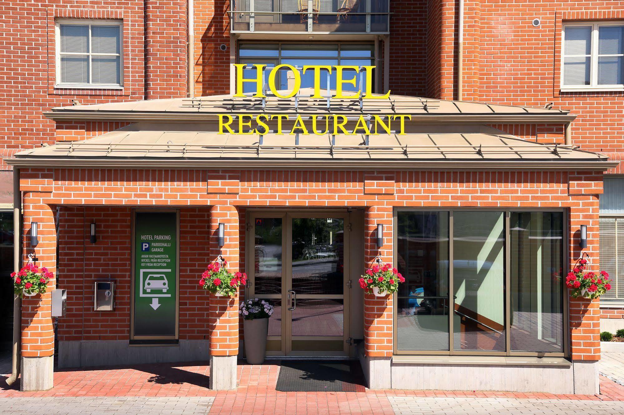 Hotel Vallonia Vaasa Dış mekan fotoğraf